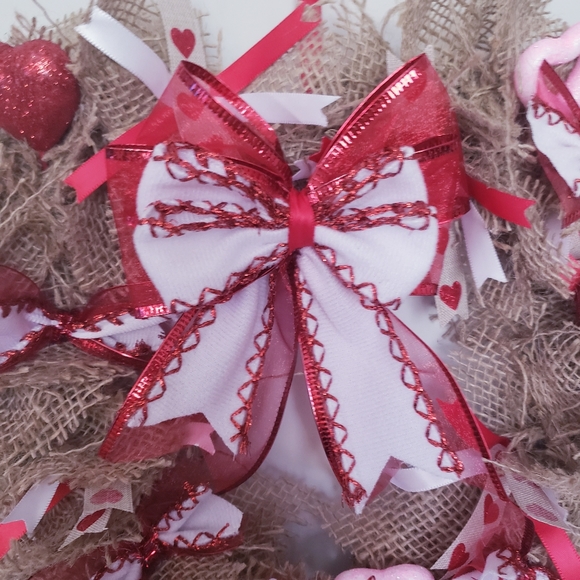 Valentine's Day Heart Wreath - Picture 3 of 7